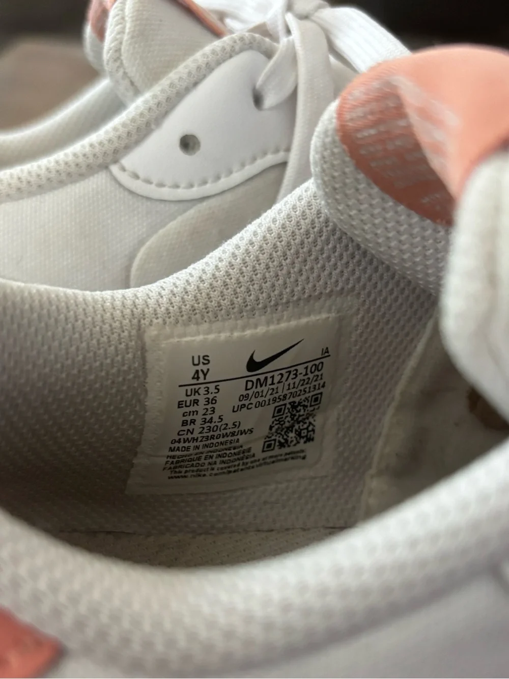 Nike Cream-White Sneakers with Coral Accents 4 Y